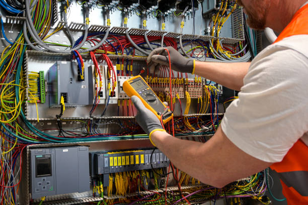 Best Best Electricians Near Me  in Brookings, OR